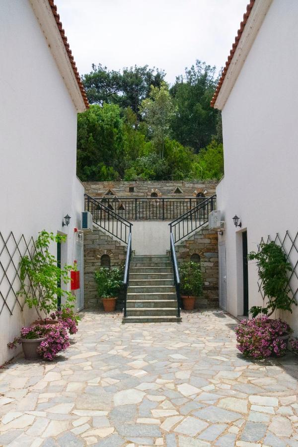 Eri Rooms To Let Raches  Exterior foto